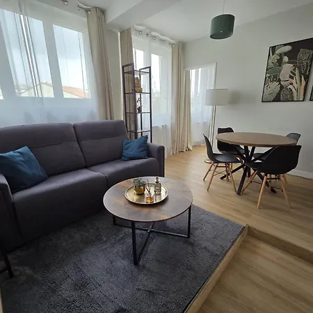 Apartment G2 Familial Lumineux Rdc Centre Angoulême