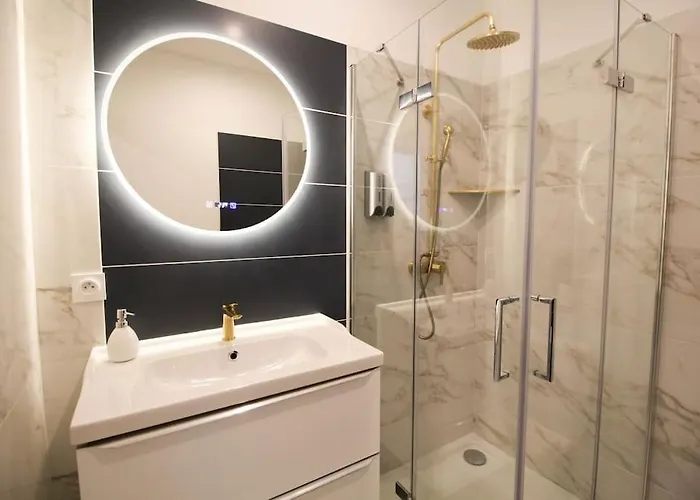 G2 Familial Lumineux Rdc Centre 昂古莱姆